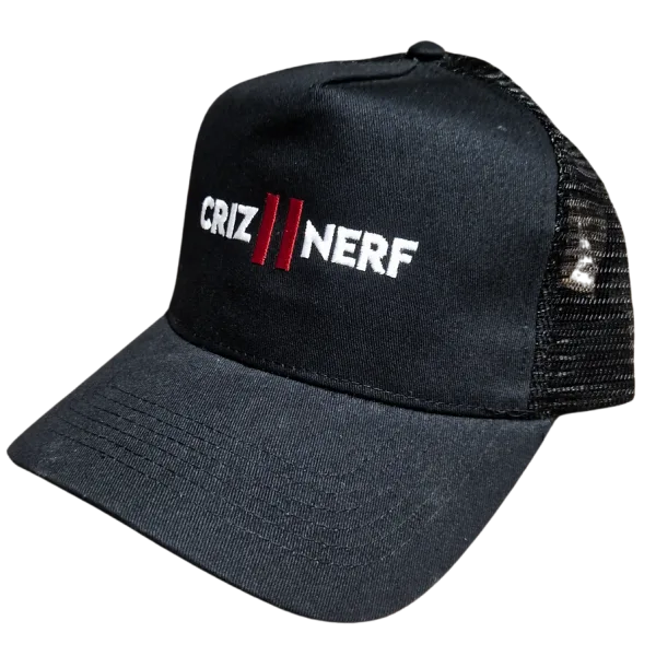 Casquette trucker noire Criz2nerf avec logo blanc et rouge et filet à l'arrière