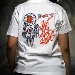 T-shirt blanc Criz2nerf « Rêve » avec attrape-rêves et inscription Rêve ta vie de Julien BRD, vu de dos