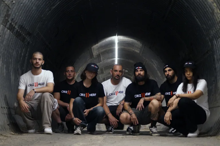 Le groupe Criz2nerf dans le tunnel