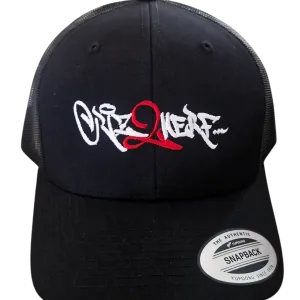 Casquette trucker noire avec logo Criz2nerf graffiti brodé blanc et rouge
